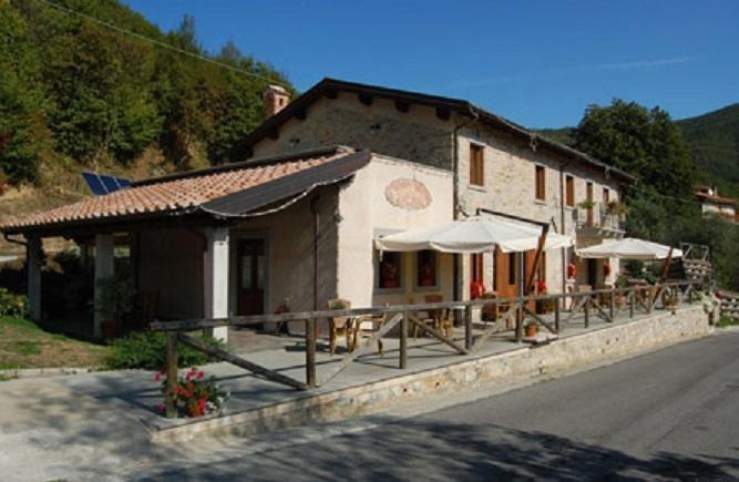 Spino Fiorito Stay Casola in Lunigiana Luaran gambar